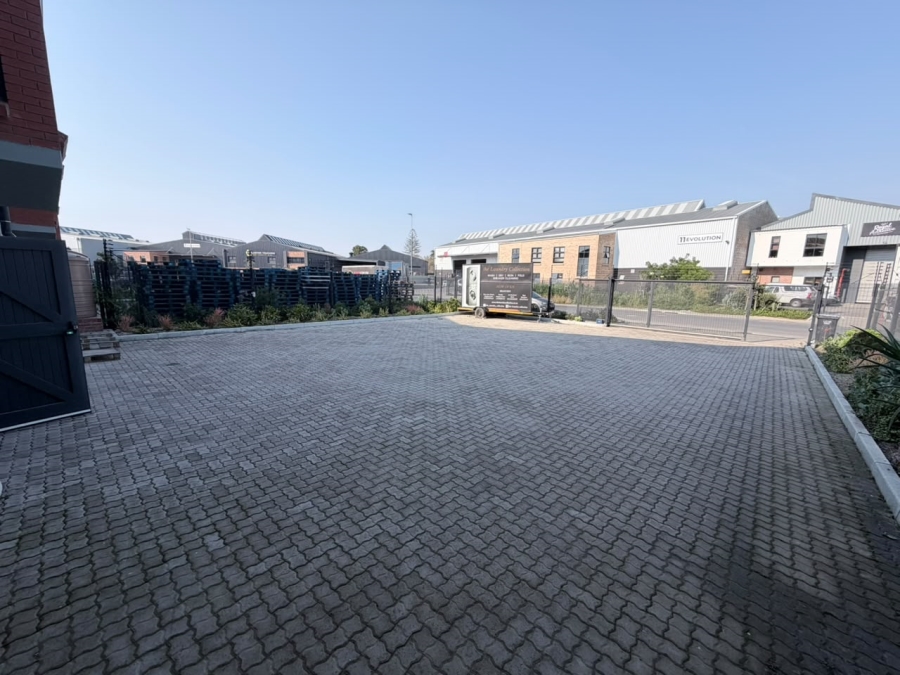 To Let Commercial Property for Rent in Fisantekraal Western Cape